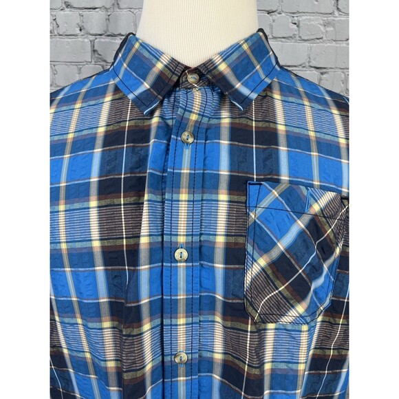 The North Face Men XXL Short Sleeve Shirt Nylon, Polyester Seersucker Blue Plaid - Picture 6 of 10